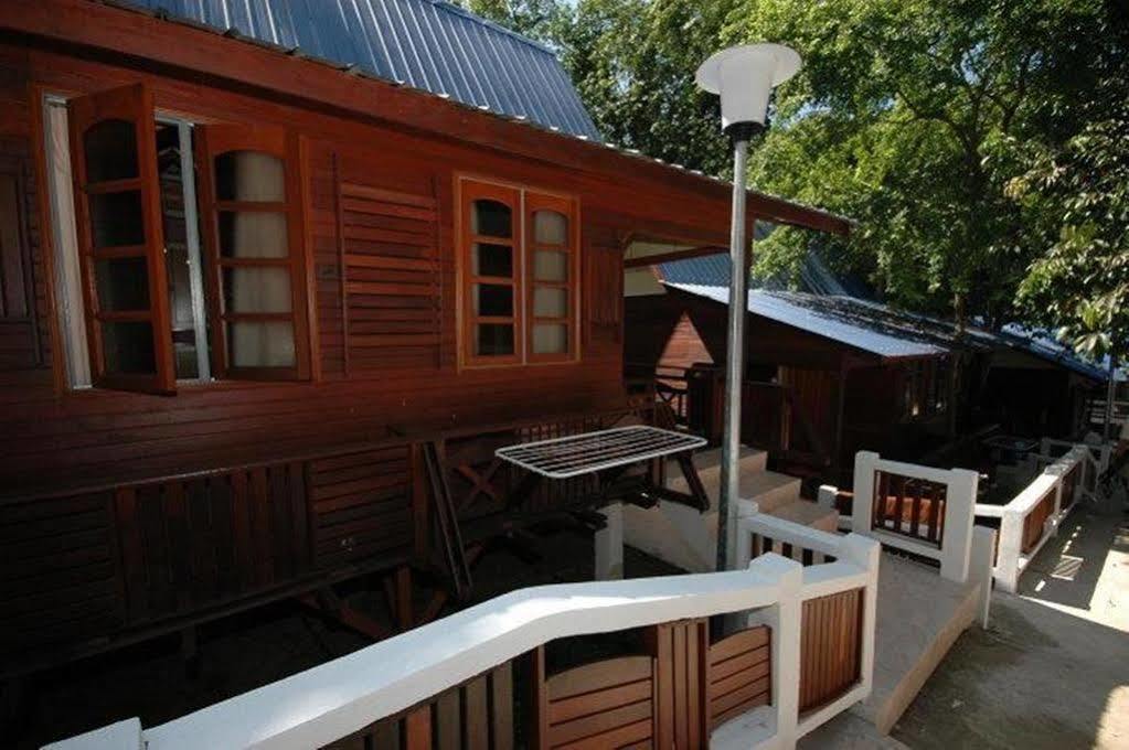 Shari La Island Resort Kampong Pasir Hantu 외부 사진