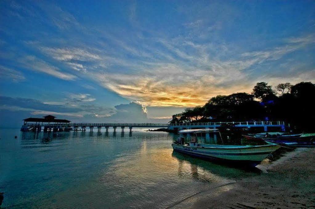 Shari La Island Resort Kampong Pasir Hantu 외부 사진